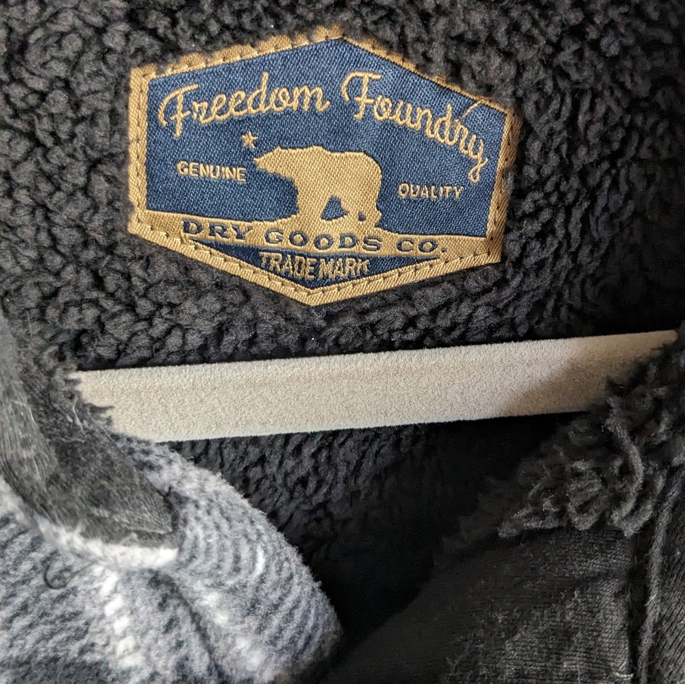 Nice flannel jacket - Picture 3 of 4